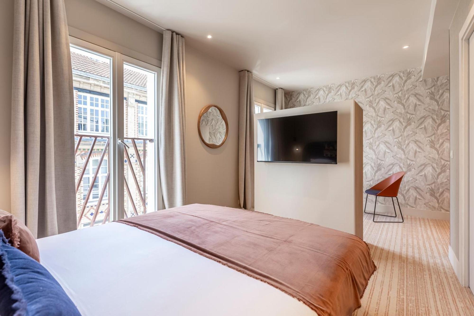 Suite Fl By Sweett Paris Exterior photo